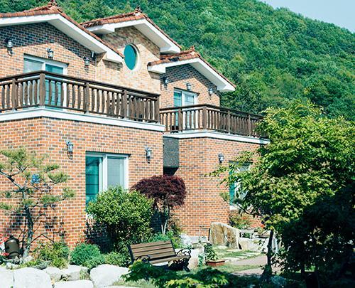 Utopia Pension Gyeongju Buitenkant foto