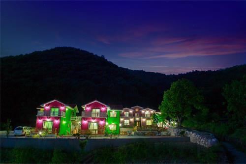 Utopia Pension Gyeongju Buitenkant foto